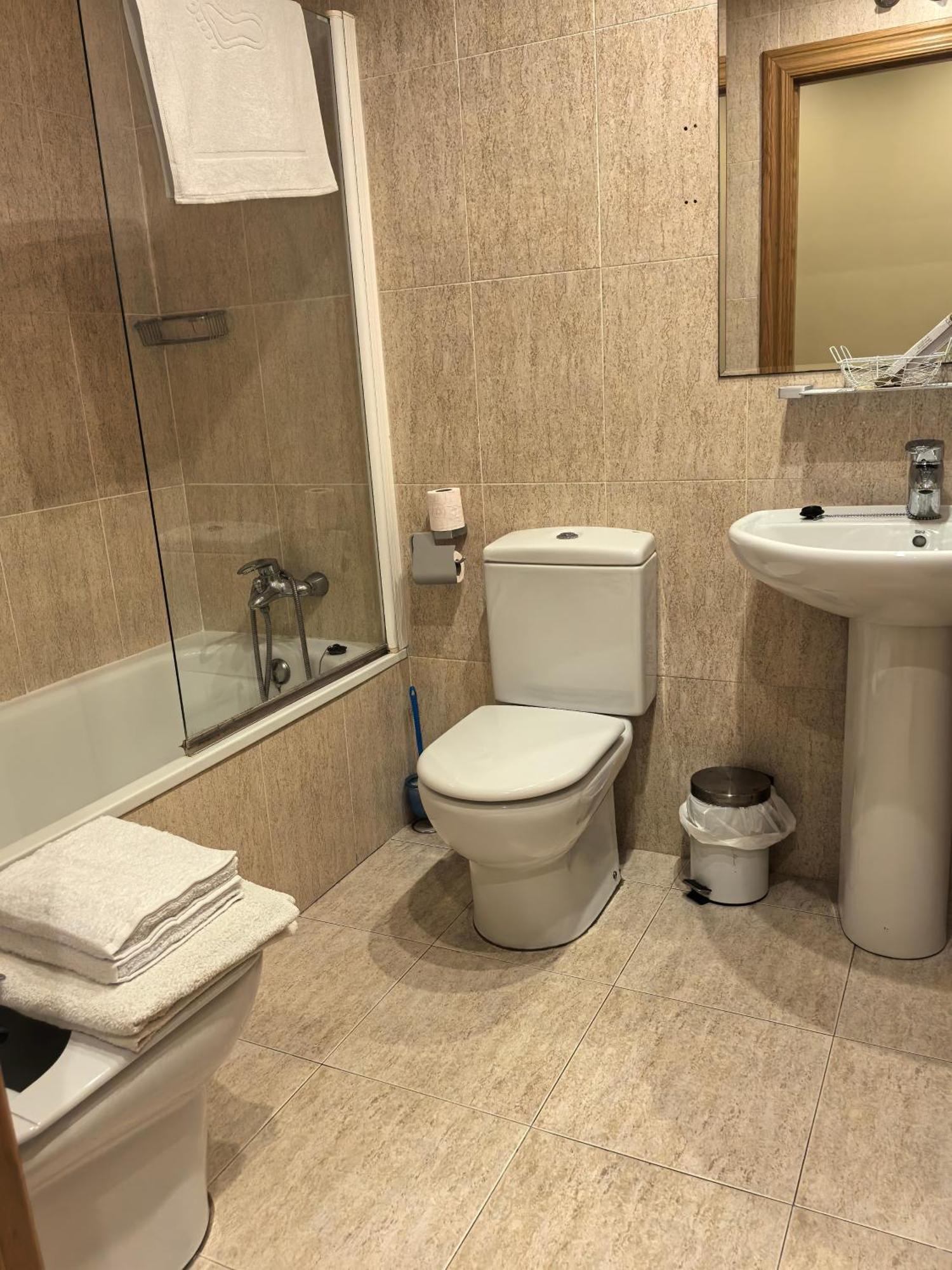 Hostal San Isidro Autol Zewnętrze zdjęcie